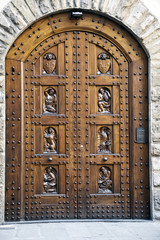 Antico portone a Firenze