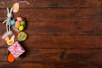 Fototapeta na wymiar Spring background with traditional Easter symbols