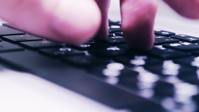 The computer froze. Does not respond to the keyboard. The user desperately presses the buttons unsuccessfully