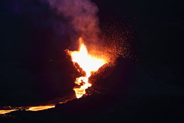 eruption volcan