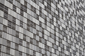 細かいタイルの壁