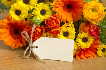 Blumen und Karte