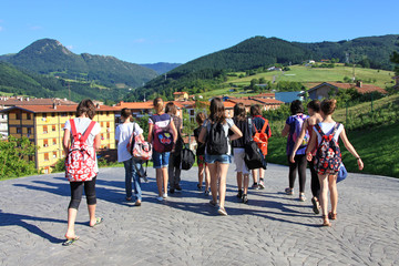 grupo de jóvenes estudiantes país vasco 7669-f18