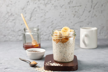 breakfast with  overnight oatmeal - 191856007