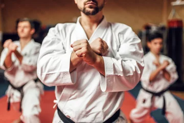 Abwaschbare Fototapete Kampfkunst Kampfsportler verbessern ihre Fähigkeiten