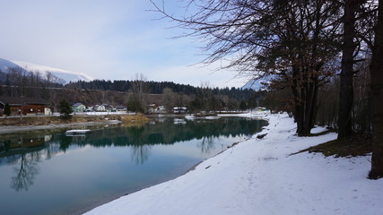 Terfens in Tirol Österreich nahe Schwaz Badesee Weisslahn im Winter 2018