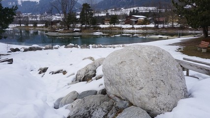 Terfens in Tirol Österreich nahe Schwaz Badesee Weisslahn im Winter 2018
