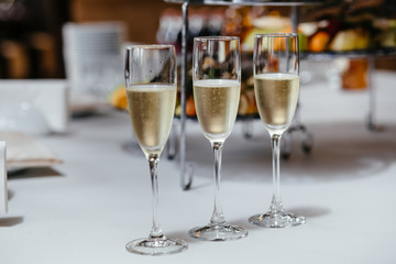 full glasses of champagne