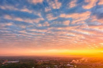 Fototapeta premium Beautiful sunset sky on city
