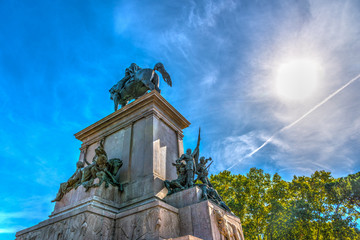 Fototapeta premium Giuseppe Garibaldi statue in Janiculum promenade