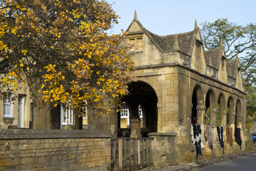 Fototapeta na wymiar The quaint Market Hall in Chipping Campden in autumn sunshine, Gloucestershire, Cotswolds, UK