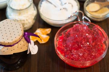 Strawberry jelly pudding