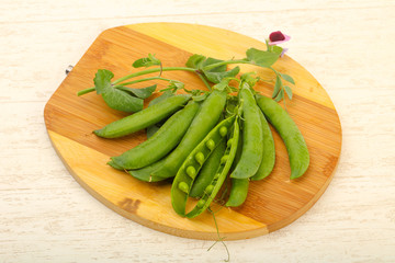 Ripe green peas
