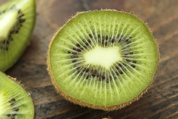 cut kiwi close-up