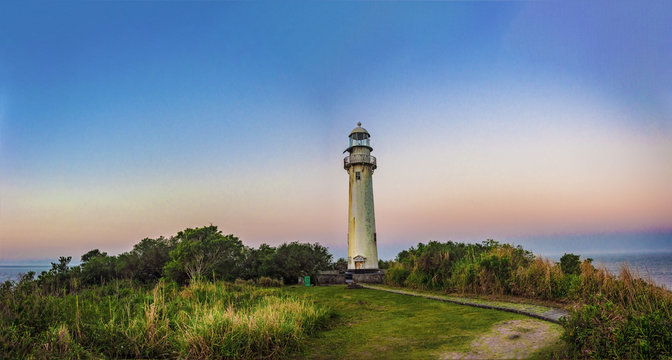 Lighthouse. Honey Island, PR,BR