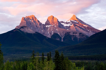 Three Sisters