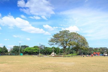 Fototapeta na wymiar View of San Lorenzo Ruiz Plaza near Rizal park in Manila city