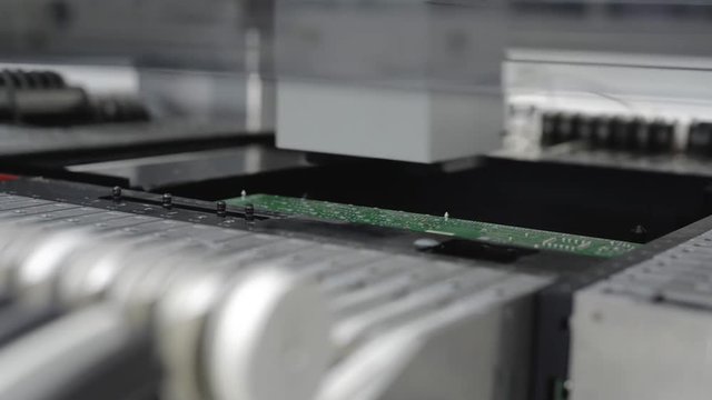 The work of the SMT machine.