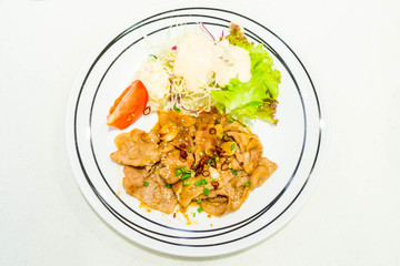 stir-fried pork with sauce