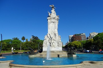 Fototapeta na wymiar fountain with beautiful sculpture in Buenos Aires, Argentina