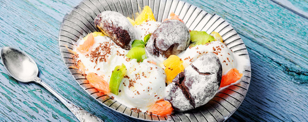Ice cream with fruit