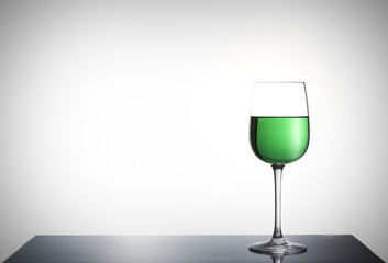 Gefülltes Glas