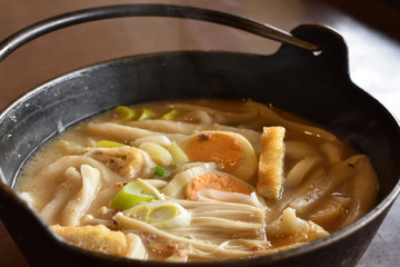 味噌煮込みうどん