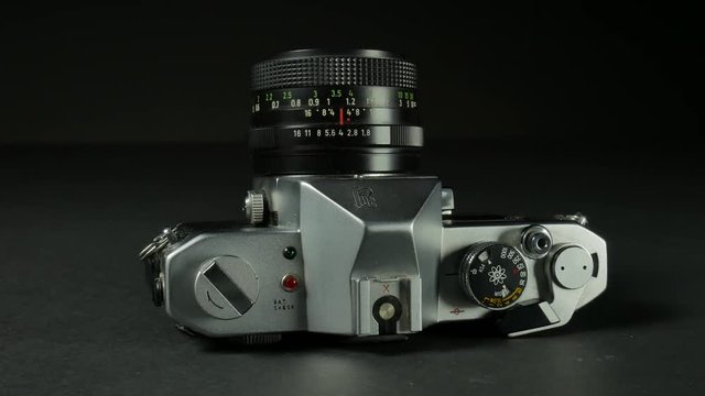c&aacute;mara fotogr&aacute;fica antigua 35mm