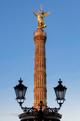 Fototapeta na wymiar Berlin Victory Column at sunset 