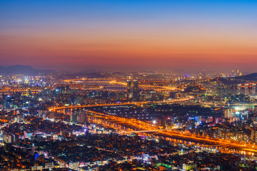 Fototapeta na wymiar Sunset at Seoul City Skyline, The best view of South Korea