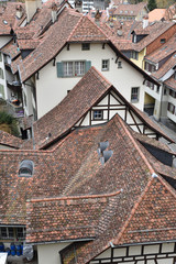 Fototapeta na wymiar Toits de tuiles à Berne en Suisse