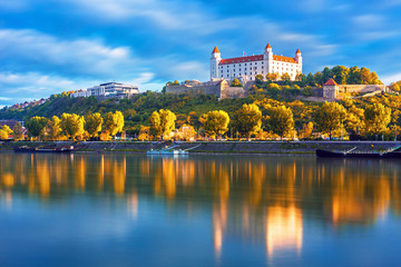 Bratislava historical center with the castle over Danube river, Bratislava, Slovakia - obrazy, fototapety, plakaty