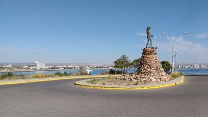 Estatua Puerto Madryn
