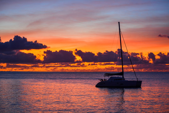 Fototapeta Coucher de soleil orangé