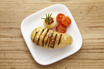 ハッセルバックポテト