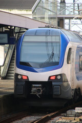 Naklejka premium Local commuter train type SNG at Dordrecht central station, 