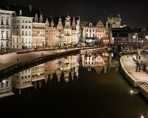 Fototapeta na wymiar Gent by night