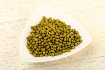 Dry green beans