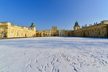 Obraz premium ヴィラヌフ宮殿, 教会, ワルシャワ