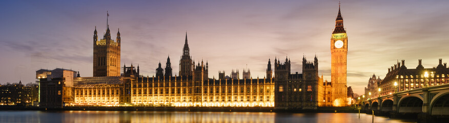 Fototapeta na wymiar Big Ben and House of Parliament