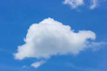white cloud in the blue sky