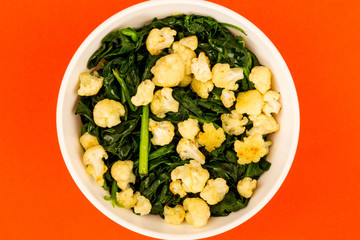 Vegan Spinach and Cauliflower Food Bowl