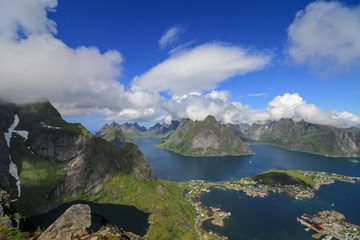 Obraz premium Lofoten, Reinebringen