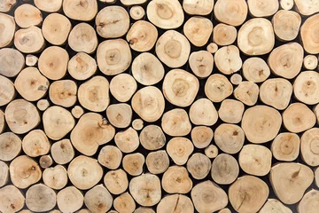 Foto op Plexiglas echt hout logs stapel achtergrond © PRASERT