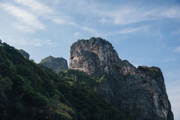 Fototapeta na wymiar beautiful landscape with scenic cliffs and green vegetation at Phi-Phi island, Thailand