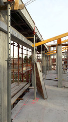 Fototapeta na wymiar Cantiere edile - lavori in corso d'opera 
