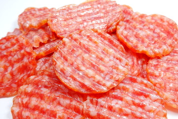 Wavy salami slices chips