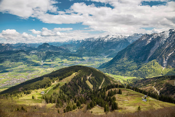 Naklejka premium Rossfeldstrasse Blick ins Salzburgerland