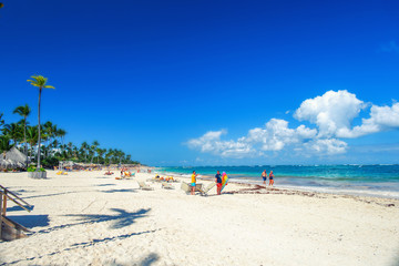 Fototapeta na wymiar White sand of the Dominican beach of Bavaro