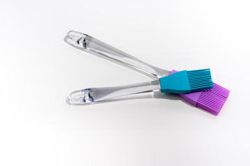 Backpinsel aus Silikon in Türkis und violet